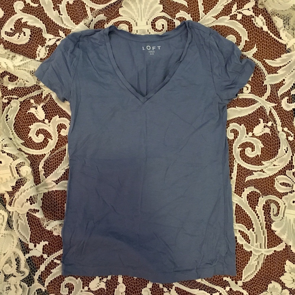 •LOFT• vintage soft tee